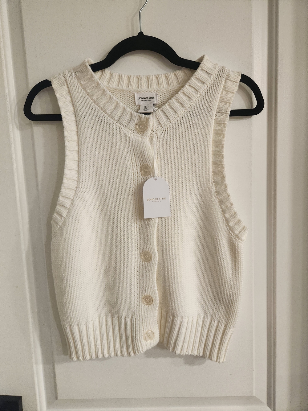 Jong Of Style Cream Knit Button-Front Sweater Vest